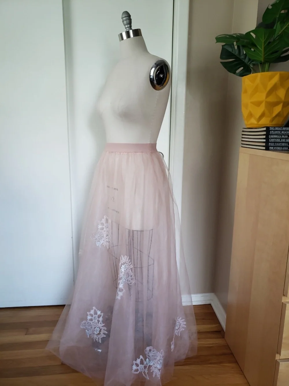 Whimsical Tulle Maxi Skirt Size Medium
